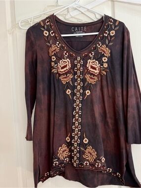 Caite Embroidered V-Neck Tunic Top - Brown Rust Floral size S boho